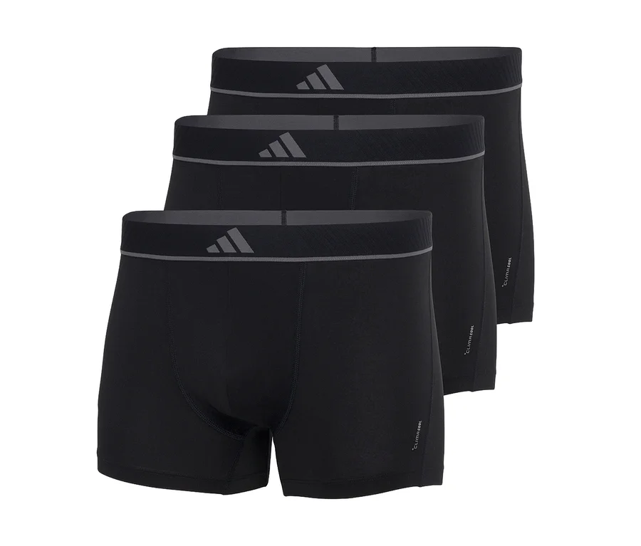 Trois boxers noirs empilés et légèrement décalés, chacun avec une ceinture gris foncé ornée d'un logo Adidas gris et d'une fine bande grise. Le texte « CLIMACOOL » est visible sur le côté de chaque boxer.
