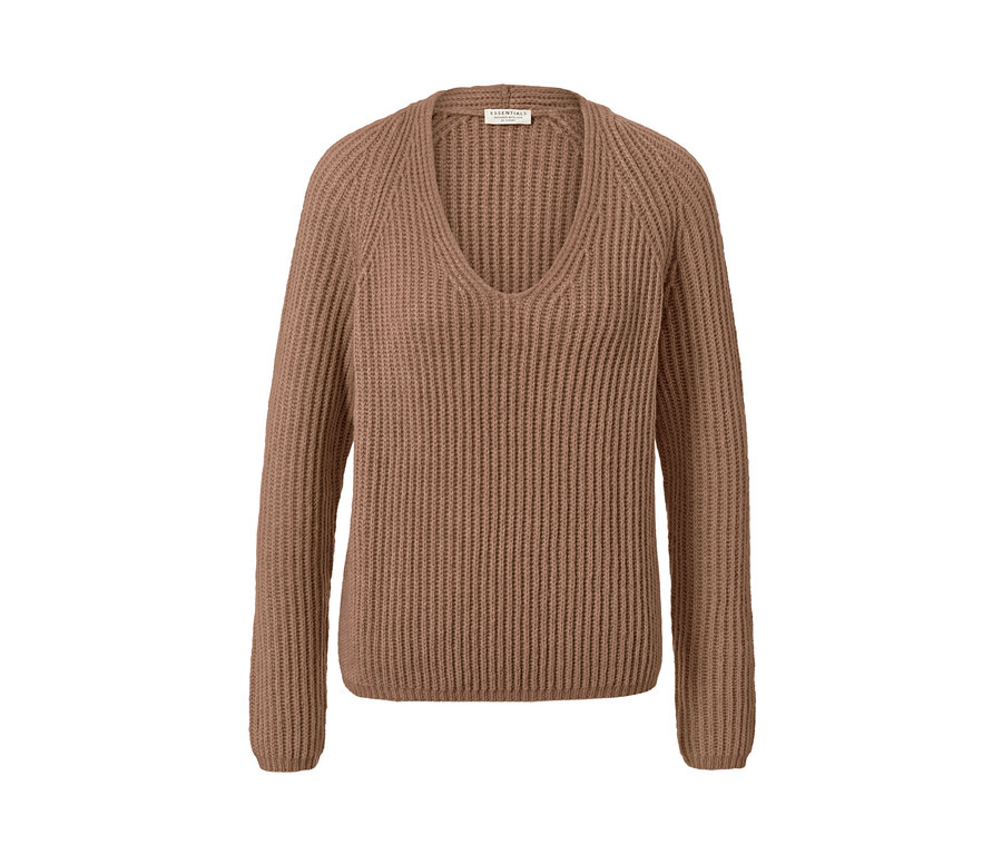 Pull en grosse maille beige avec de la laine.
