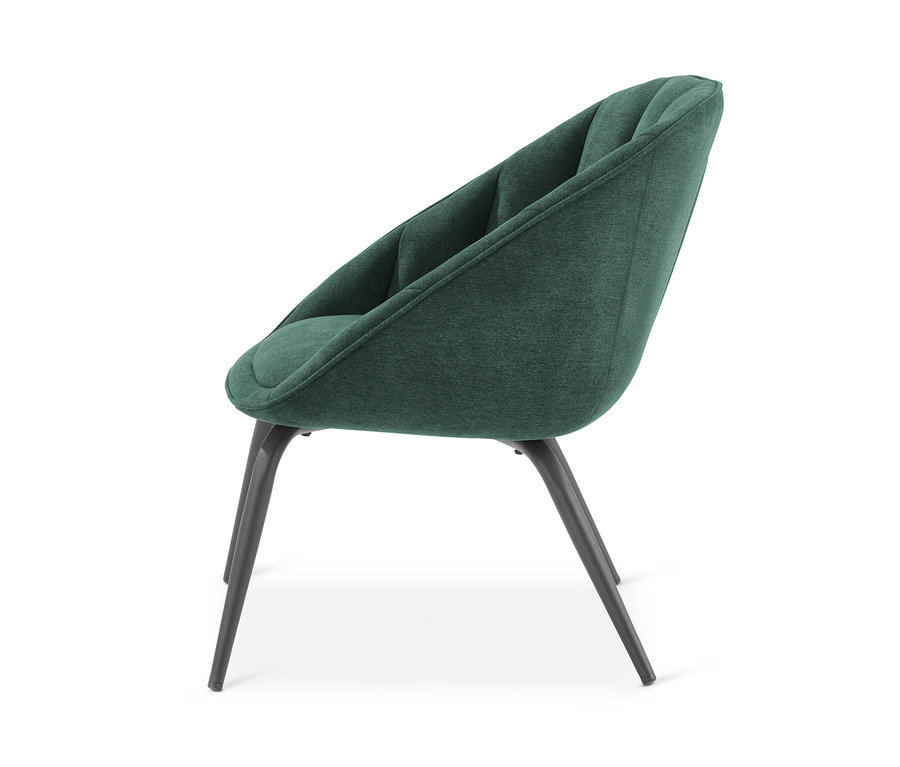 Chaise rembourrée gris-vert sur quatre pieds.
