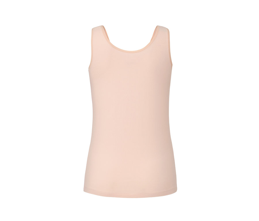 Maillot de corps rose.