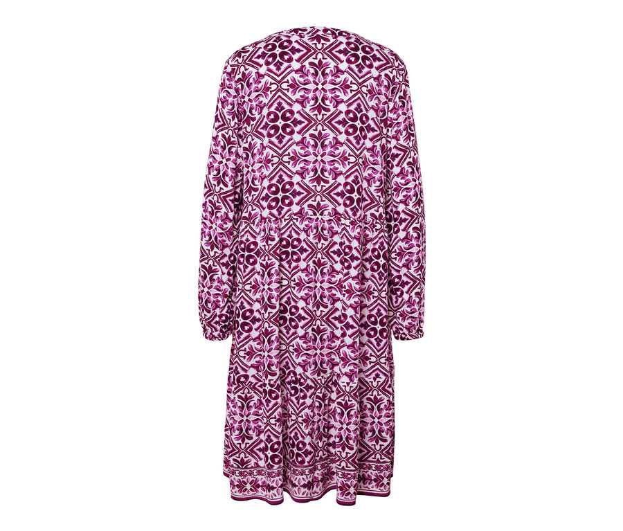 Vue arrière d'une robe tissée imprimée.