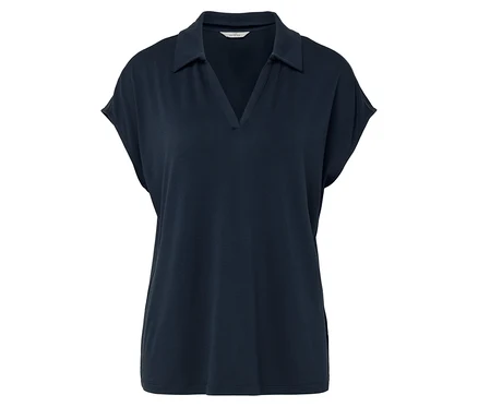 Polo bleu marine à manches courtes et col en V pour femme.