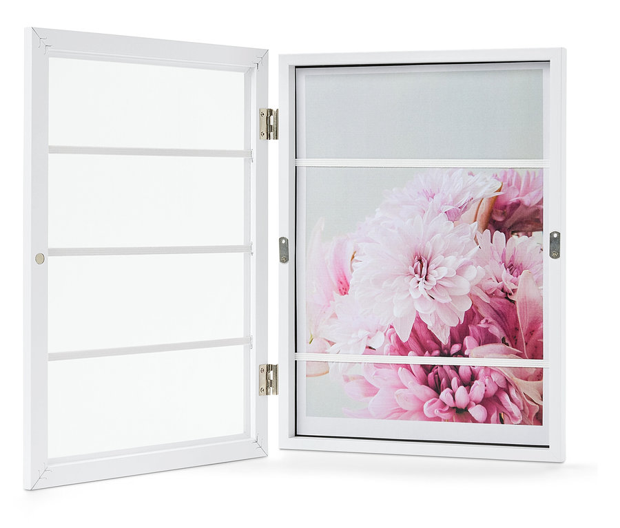 Cadre repliable blanc ouvert avec des fleurs.