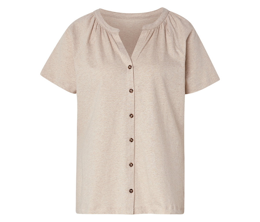 Chemisier beige à manches courtes en lin mélangé, avec col en V, fronces à l'encolure et patte de boutonnage.