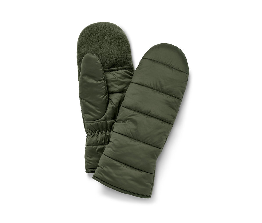 Deux mitaines-moufles surpiquées olive côte à côte.