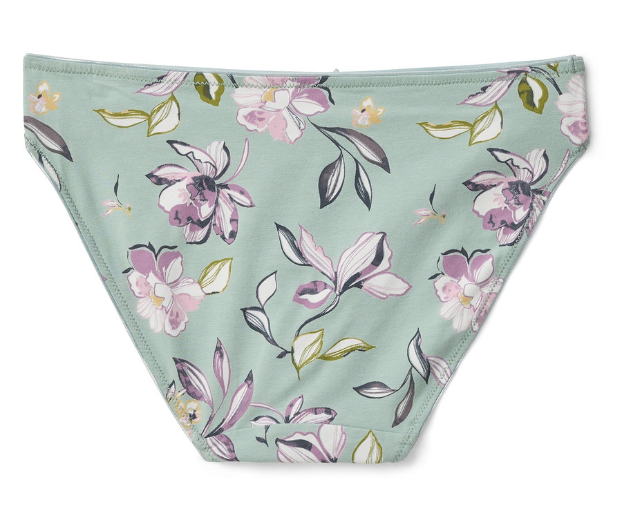 Une culotte avec un motif floral sur un fond vert clair.