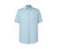 Chemise à manches courtes bleu clair avec du lin.