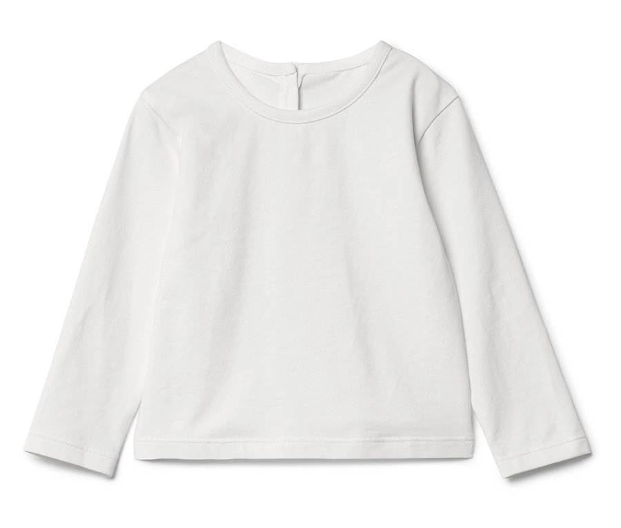Une chemise blanche à manches longues posée à plat sur une surface.