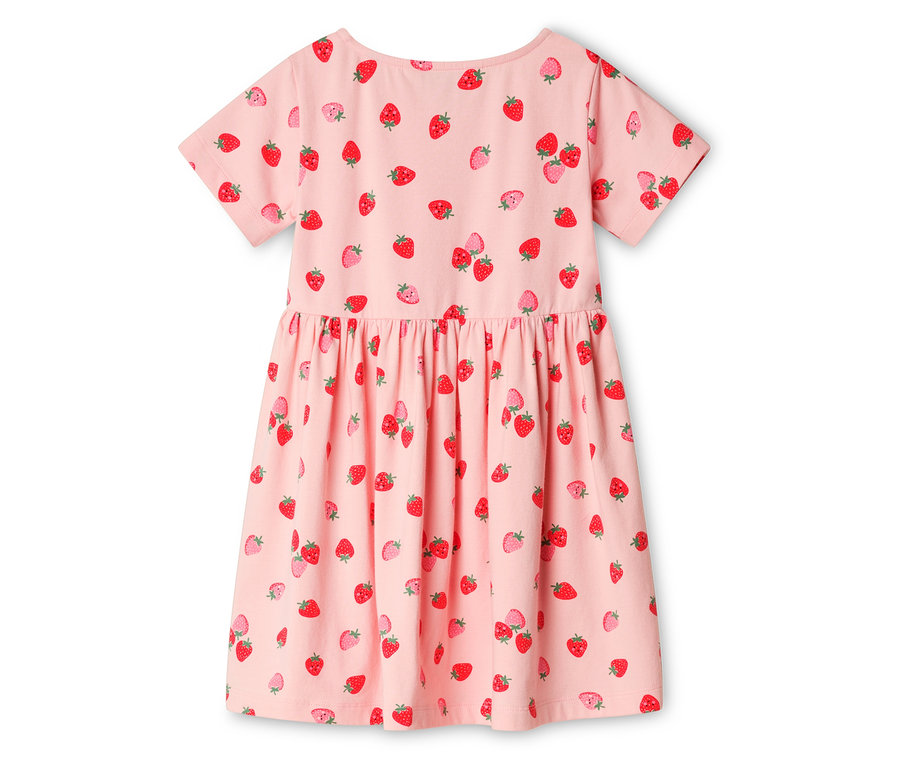 Une robe rose à motif fraises.