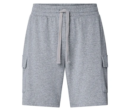 Short cargo gris avec cordon de serrage.