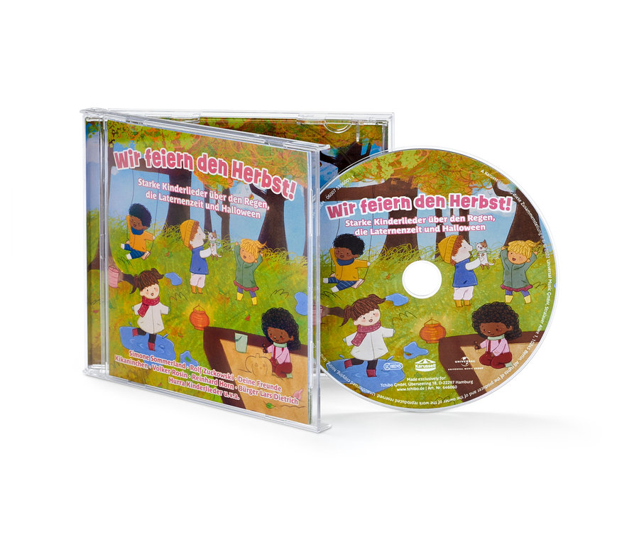 Pochette de CD « Wir feiern den Herbst ! » avec des personnages de dessins animés d'enfants dans un paysage d'automne.