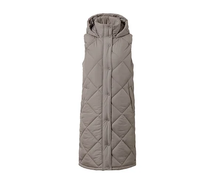 Long gilet matelassé avec capuche.