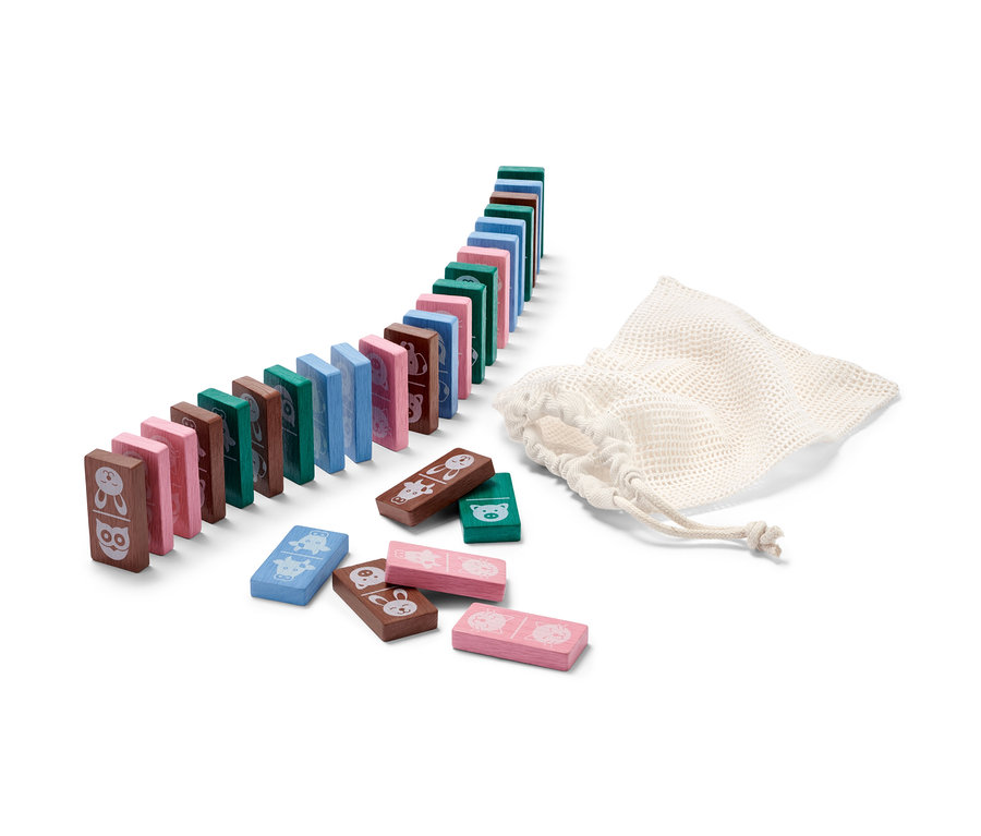 Une rangée de dominos animaux colorés et un sac en tissu.