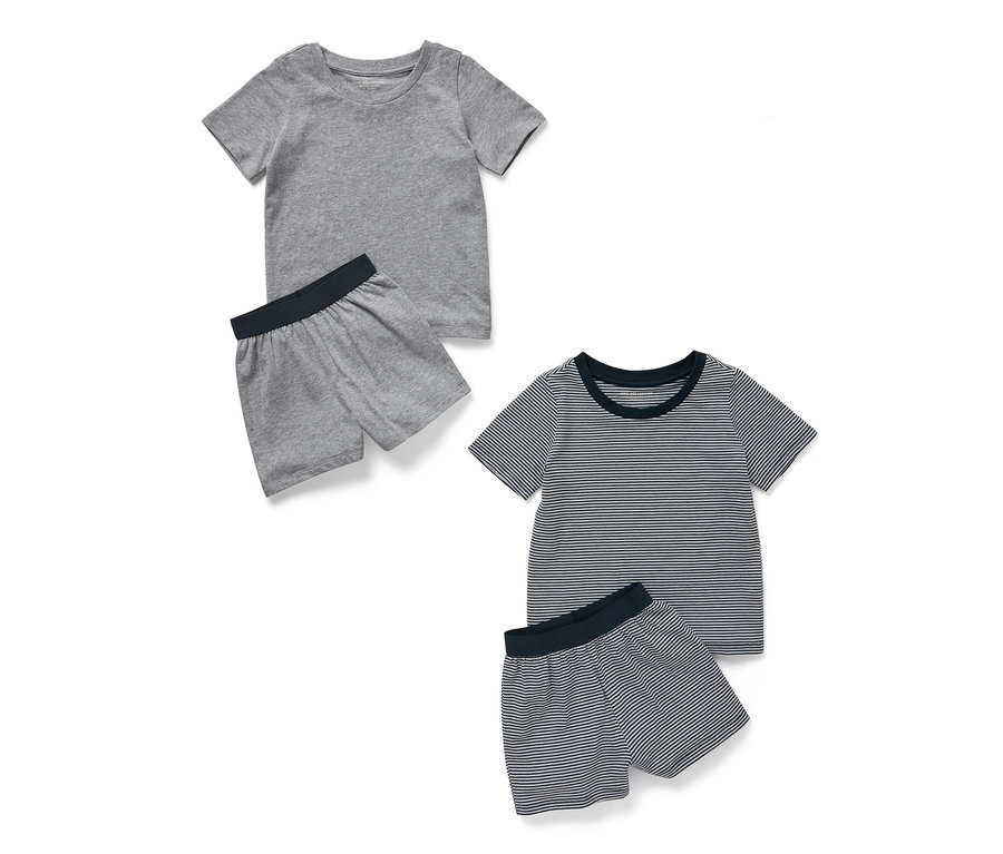 Deux pyjamas pour enfants, un gris uni et un rayé.