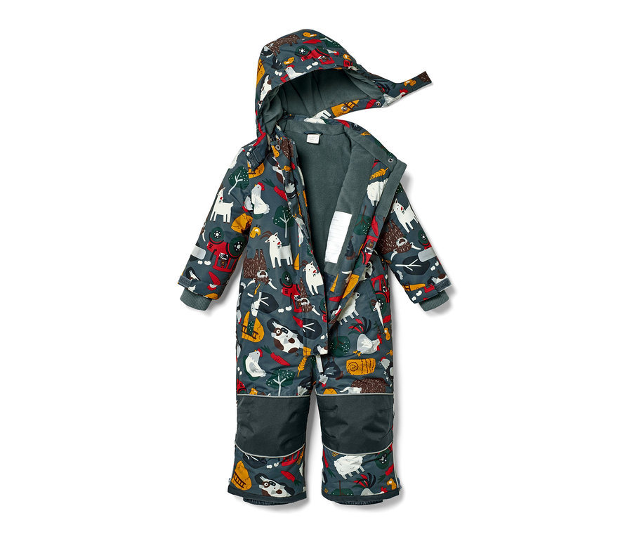 Une combinaison de neige ouverte pour tout-petit avec un imprimé intégral motif ferme et une capuche.