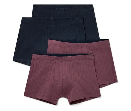 Quatre boxers.