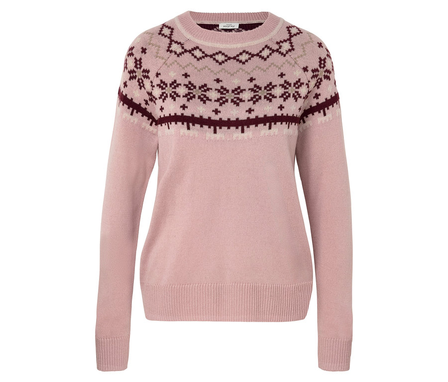 Un pull rose avec un motif de Noël.