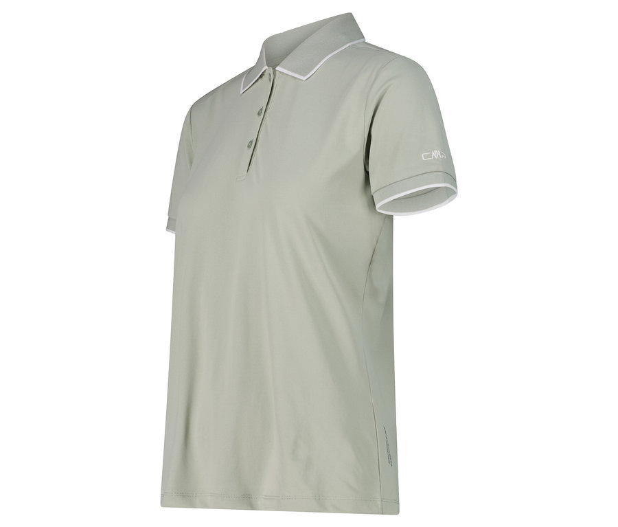 Un polo vert clair avec des accents blancs au niveau du col et des manches.