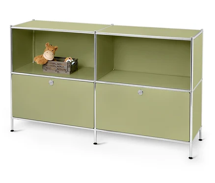 Étagère modulaire verte avec des jouets dans un compartiment.