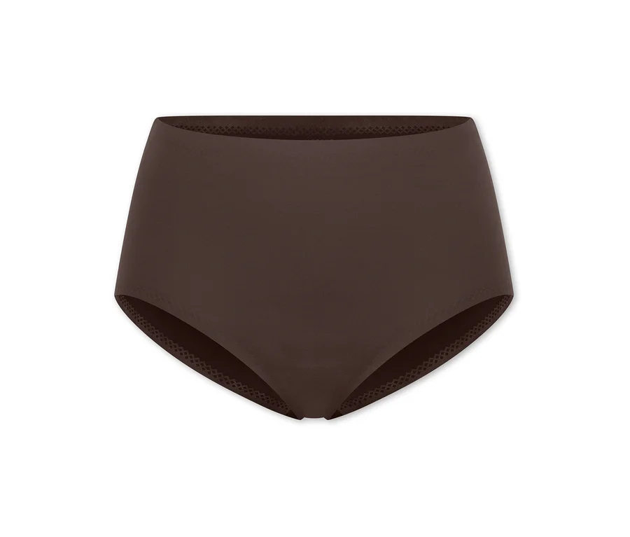 Culotte taille haute marron foncé avec un design sans couture et une bordure texturée à la taille.