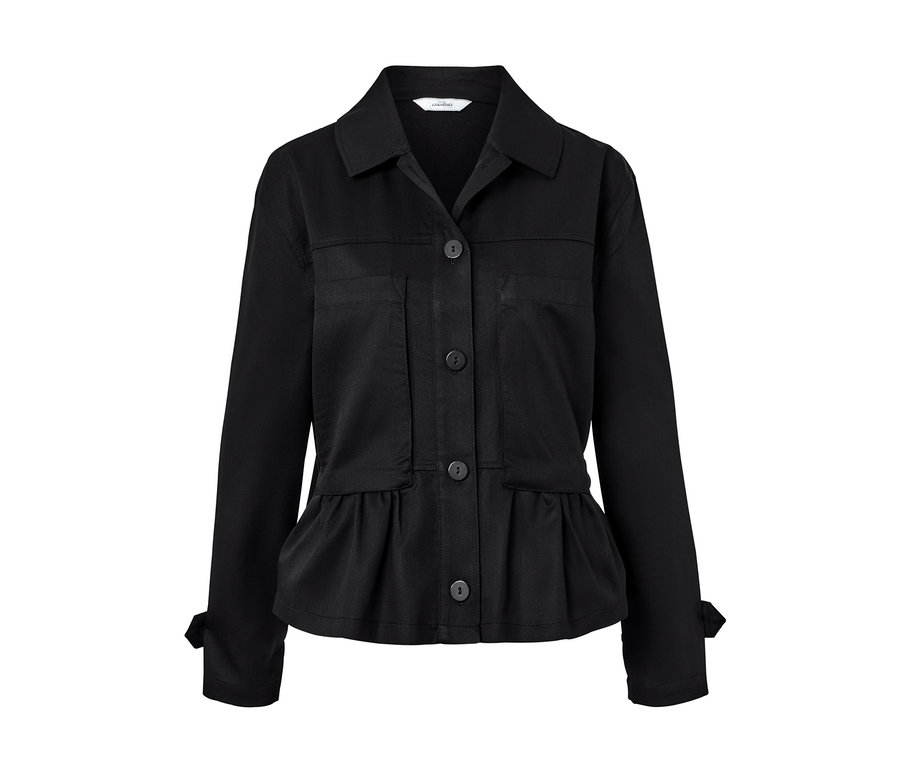 Surchemise noire boutonnée.