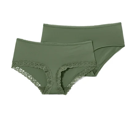 Deux culottes vert olive, dont une avec de la dentelle.