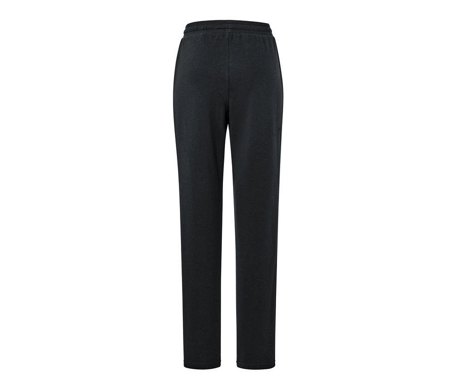Pantalon d’intérieur noir.