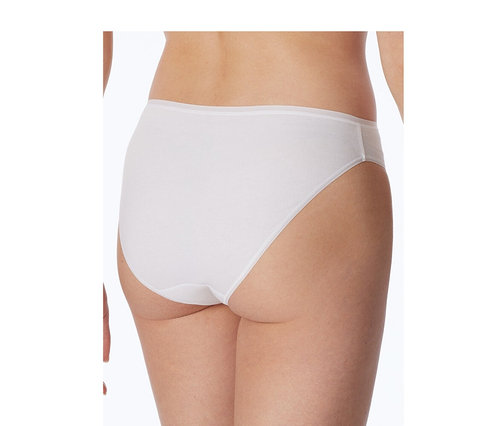 Femme portant un minislip SCHIESSER blanc, vue de dos.