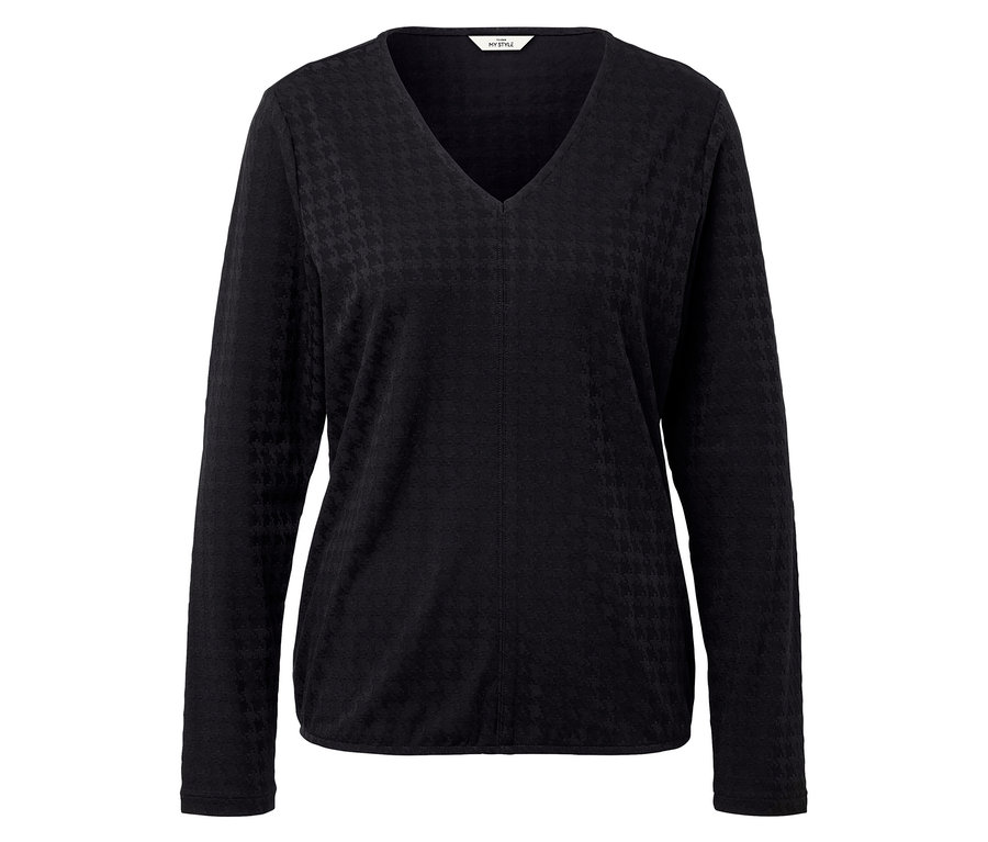 Chemisier noir à manches longues avec col en V.