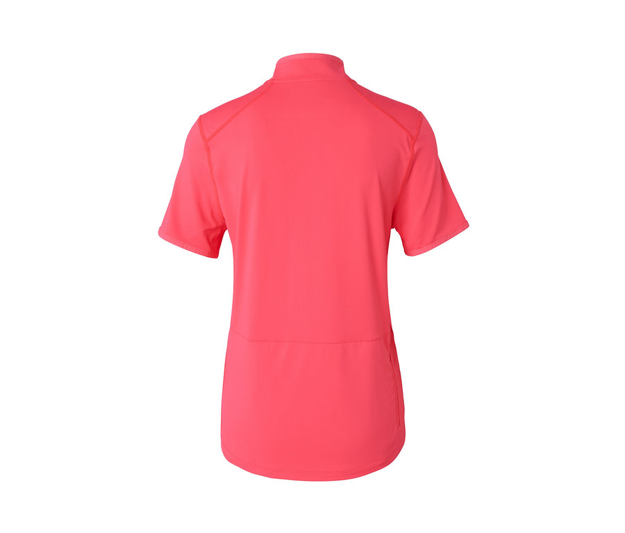 Vue détaillée de l'arrière d'un t-shirt de cyclisme à manches courtes rose.