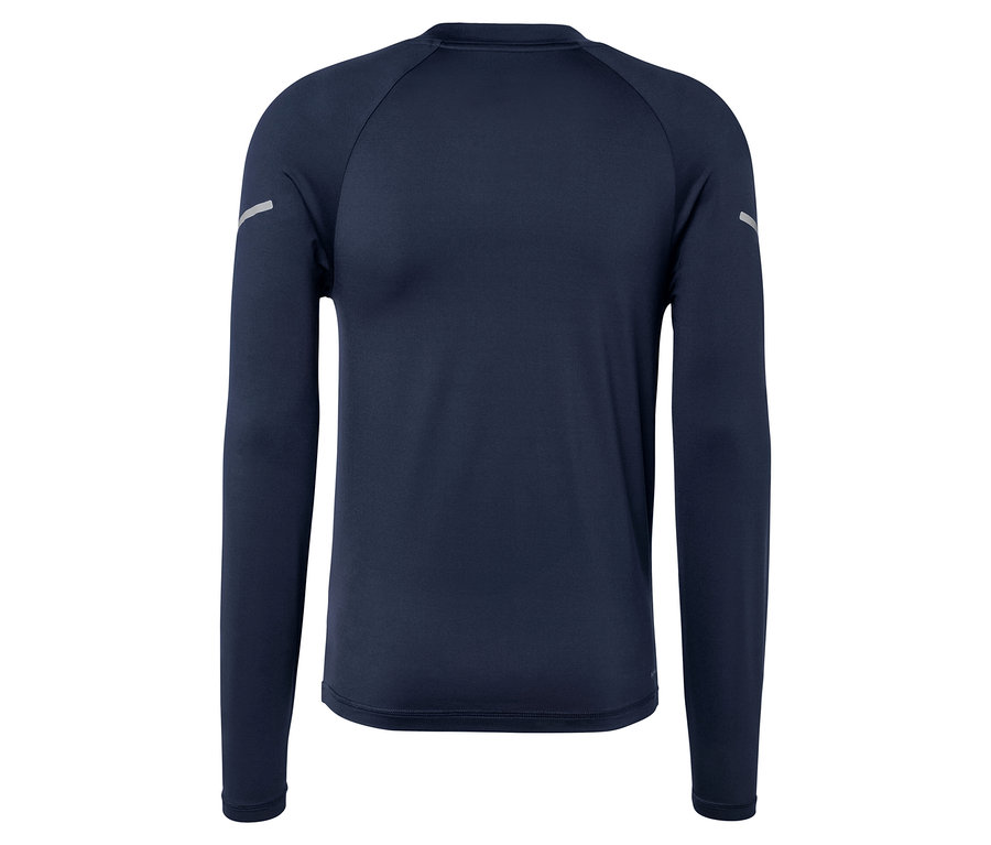 Gros plan sur un t-shirt à manches longues bleu marine avec des détails réfléchissants.