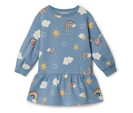Robe bleue pour enfants avec motif intégral de nuages, d'arcs-en-ciel et de soleils.