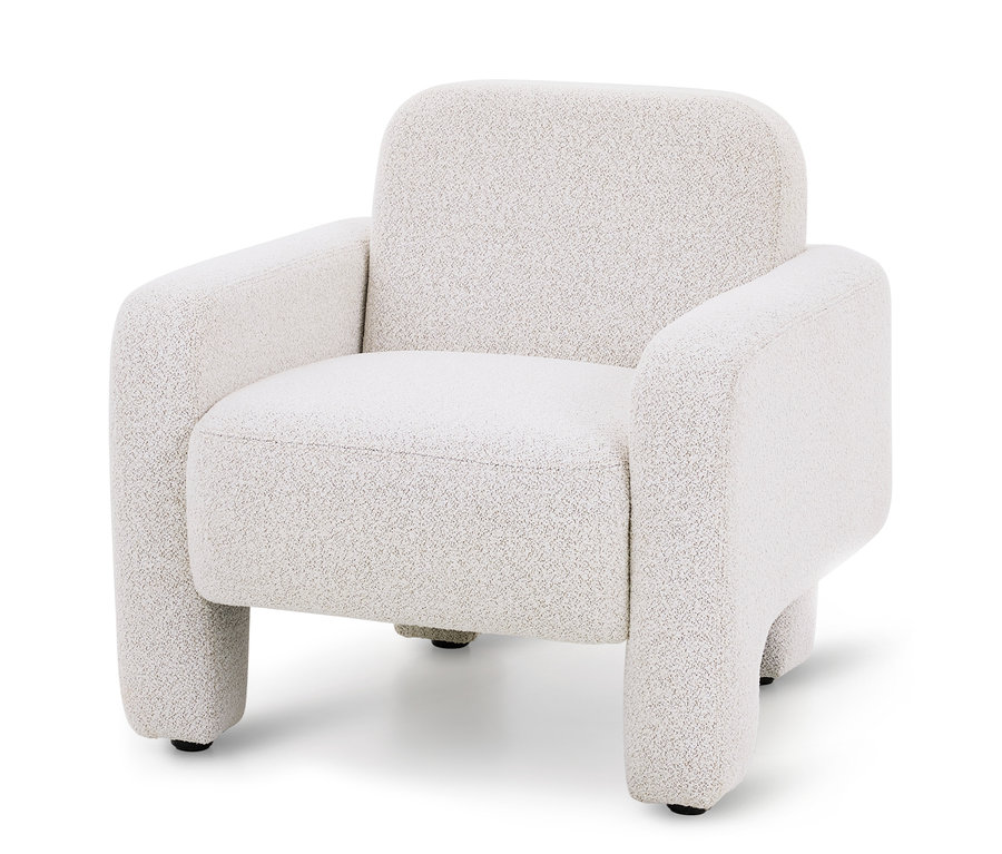 Un fauteuil bouclé de couleur crème au design moderne et arrondi, avec des accoudoirs épais et des pieds courts et ronds.