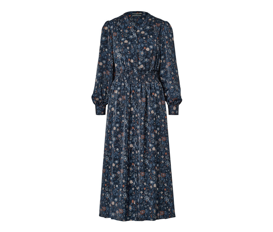 Robe midi à fleurs bleues.