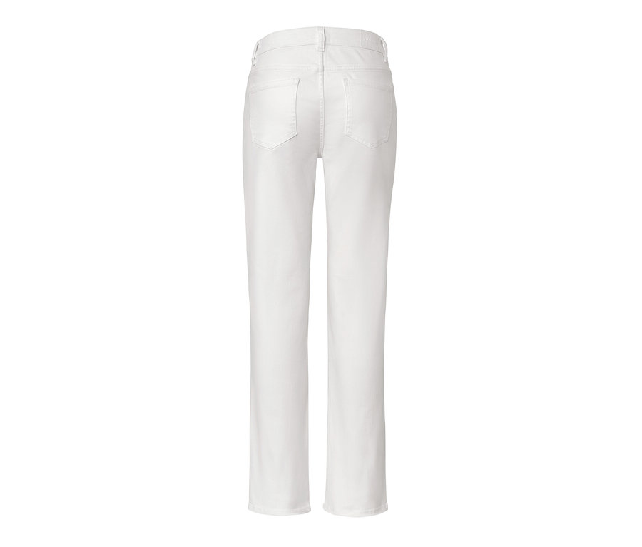 Jean blanc coupe « Kira » vu de dos.
