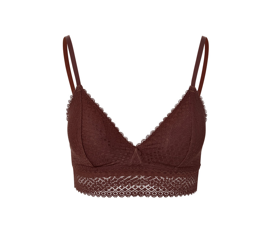 Gros plan d'un soutien-gorge en dentelle marron.