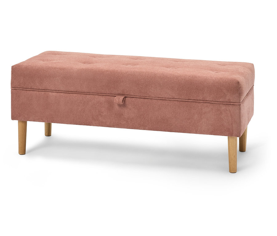 Banc rembourré rose avec pieds en bois sur fond blanc.