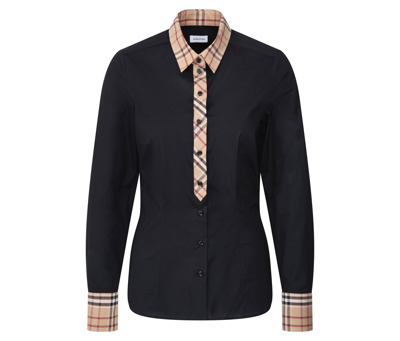 Une chemise noire à manches longues avec un col et des poignets à carreaux.