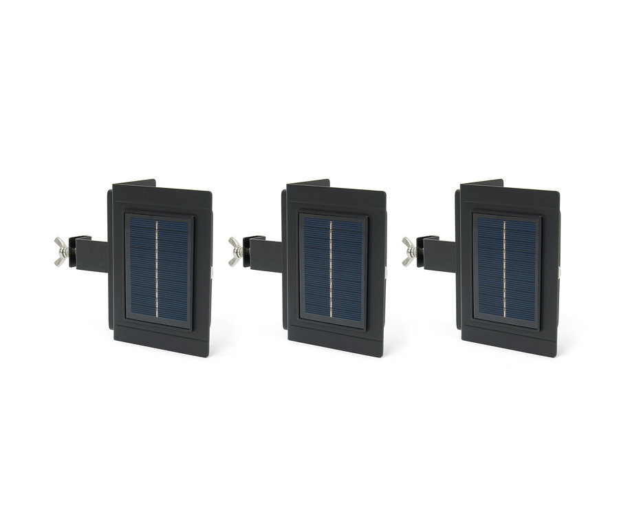 Trois lampes solaires pour gouttières.