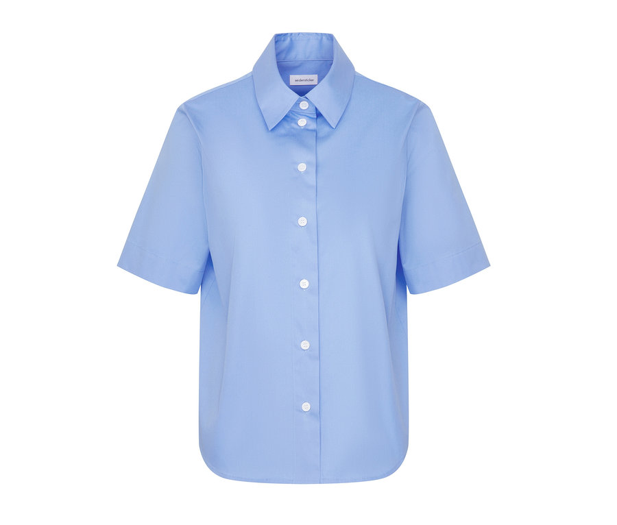 Chemisier à manches courtes Seidensticker bleu clair avec des boutons blancs.
