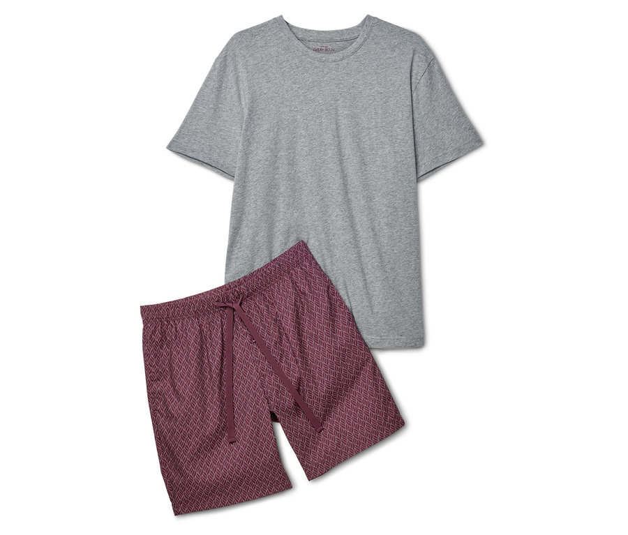 T-shirt gris posé à côté d'un short bordeaux à motifs avec cordon de serrage.