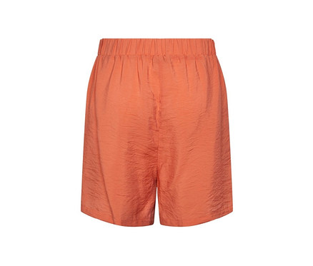 Détail d'un short abricot.