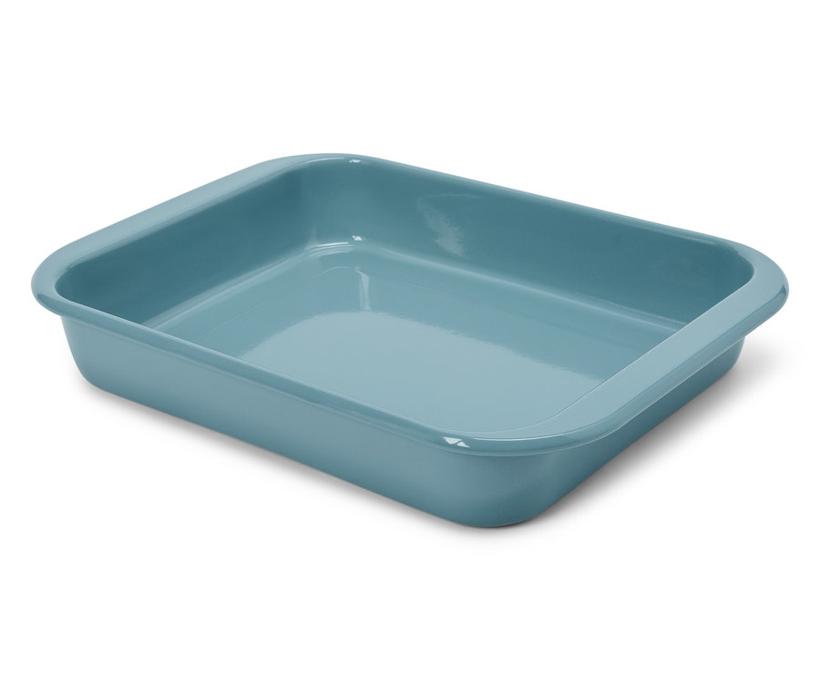 Un plat à rôtir rectangulaire bleu clair.