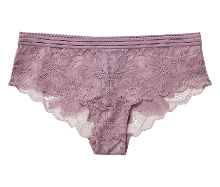 Hipster à dentelle violet.