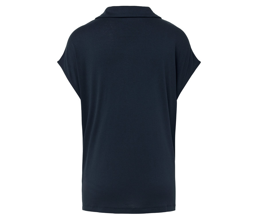 Vue arrière d'un polo bleu marine à manches courtes pour femmes.