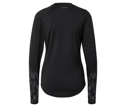 T-shirt noir à manches longues avec inscription Dry Active Plus au dos.