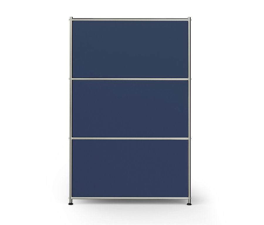 Une haute unité modulaire avec un cadre argenté et trois panneaux bleu foncé, posée sur un fond blanc.