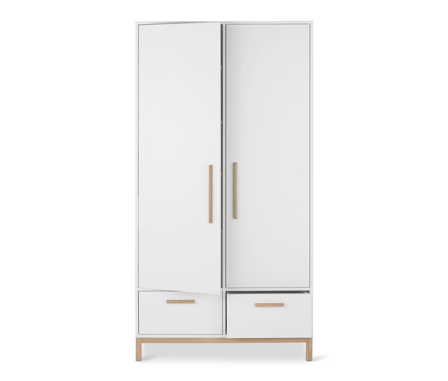 L'armoire de chambre «
Eklund
» blanche avec tiroirs a deux portes et deux tiroirs.