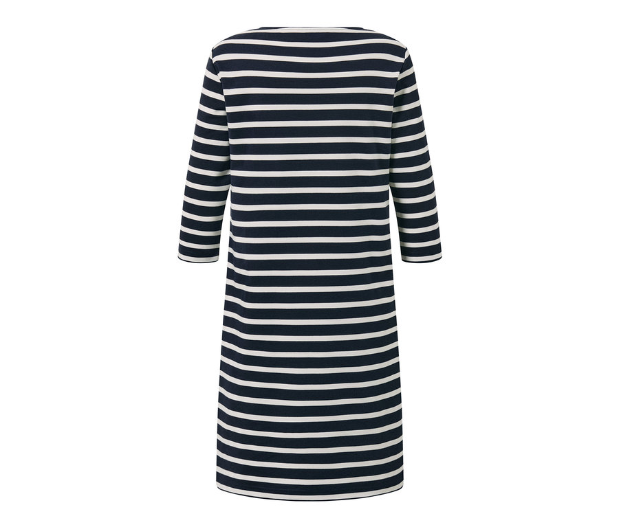 Robe molletonnée à rayures.