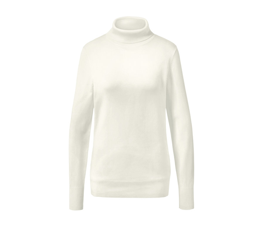 Pull à col roulé en maille fine blanc crème.